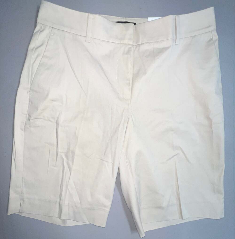 NWT Ann Taylor Boardwalk Shorts Beige 8 Petite